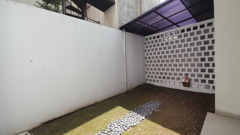 Disewakan Rumah Tinggal Lokasi daalam Perum Laguna Spring Banguntapan Bantul