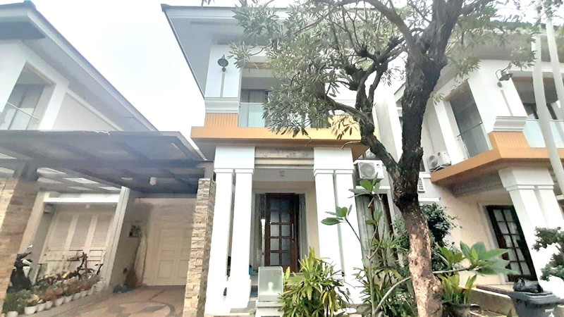 Rumah Mewah dalam Perum Vasana Residence Condong Catur - Lokasi Premium Depok Sleman 