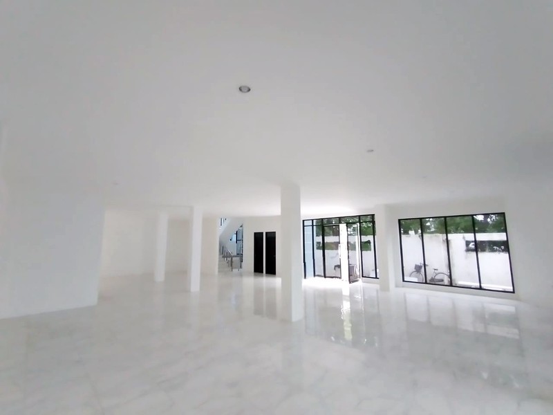 Kantor / Tempat Usaha di Raya Kenjeran Surabaya Timur, Strategis, Cocok Untuk Cafe / Resto / Kantor / Bank / Klinik dsb...