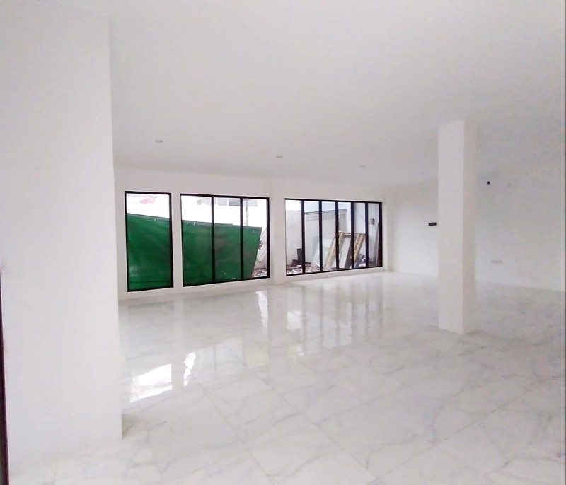 Kantor / Tempat Usaha di Raya Kenjeran Surabaya Timur, Strategis, Cocok Untuk Cafe / Resto / Kantor / Bank / Klinik dsb...