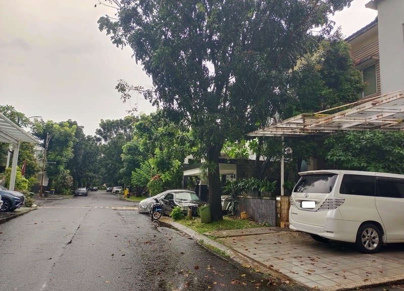 Dijual Rumah Cantik di Mahogani Cibubur Samping Trans Studio Mall