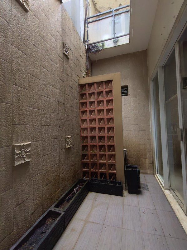 Dijual Rumah Cantik di Mahogani Cibubur Samping Trans Studio Mall