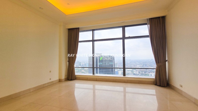 Apartemen Airlangga Ritz Carlton Mega Kuningan Semi Furnished 