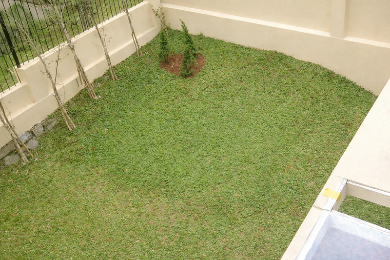 Rumah Nyaman Dan  Eksklusif Di Kawasan Parahyangan Golf Sentul.