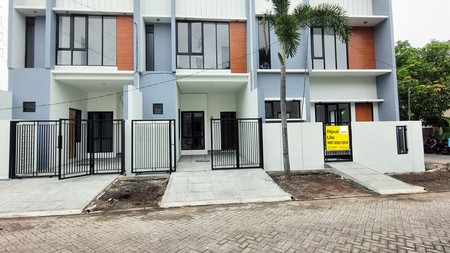 Rumah Baru Gress !!! di Prapen Indah Surabaya Selatan, New Scandinavian, Minimalis, 2 Lantai... SUDAH READY... SISA 2 UNIT AJA BURUANN !!!