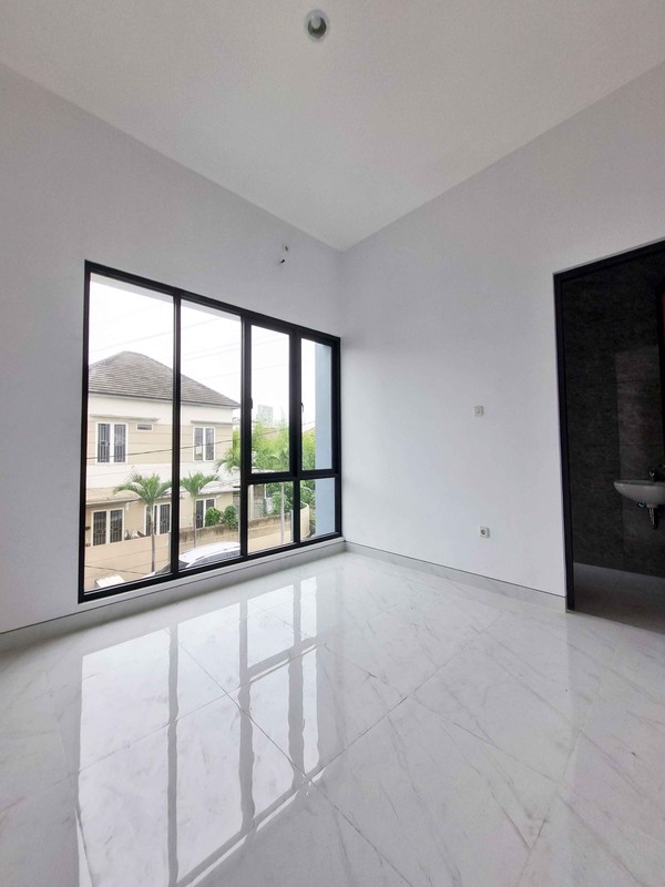 Rumah Baru Gress !!! di Prapen Indah Surabaya Selatan, New Scandinavian, Minimalis, 2 Lantai... SUDAH READY... SISA 2 UNIT AJA BURUANN !!!