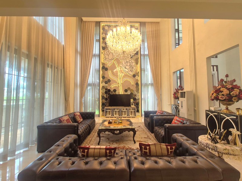 Rumah Mewah Eksklusif Di Hoek Siap Huni | Lokasi Strategis Dekat Pintu Tol @Bintaro | Limited Unit!