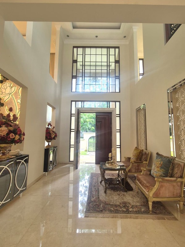 Rumah Mewah Eksklusif Di Hoek Siap Huni | Lokasi Strategis Dekat Pintu Tol @Bintaro | Limited Unit!