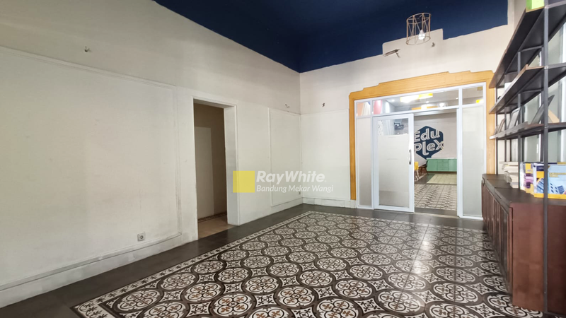 Ruang Usaha Strategis Mainroad Dago