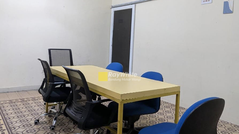 Ruang Usaha Strategis Mainroad Dago