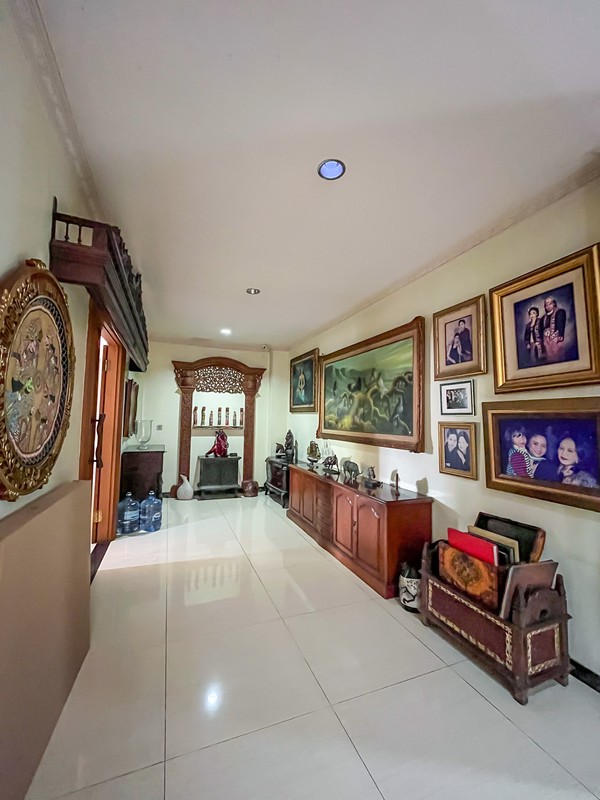 Rumah Modern Ada Rooftop di @Kemang, Jaksel