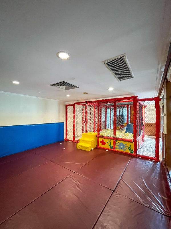 Rumah Modern Ada Rooftop di @Kemang, Jaksel