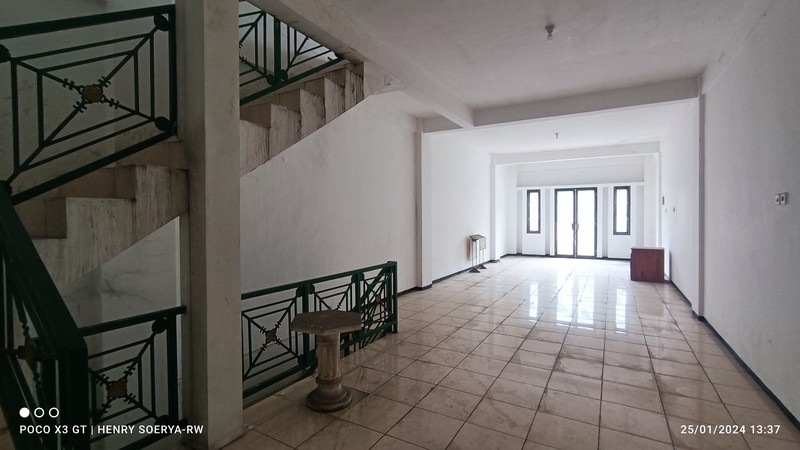 1648. Dijual Ruko Nirwana Eksekutif Jl Raya Kendalsari Surabaya Timur