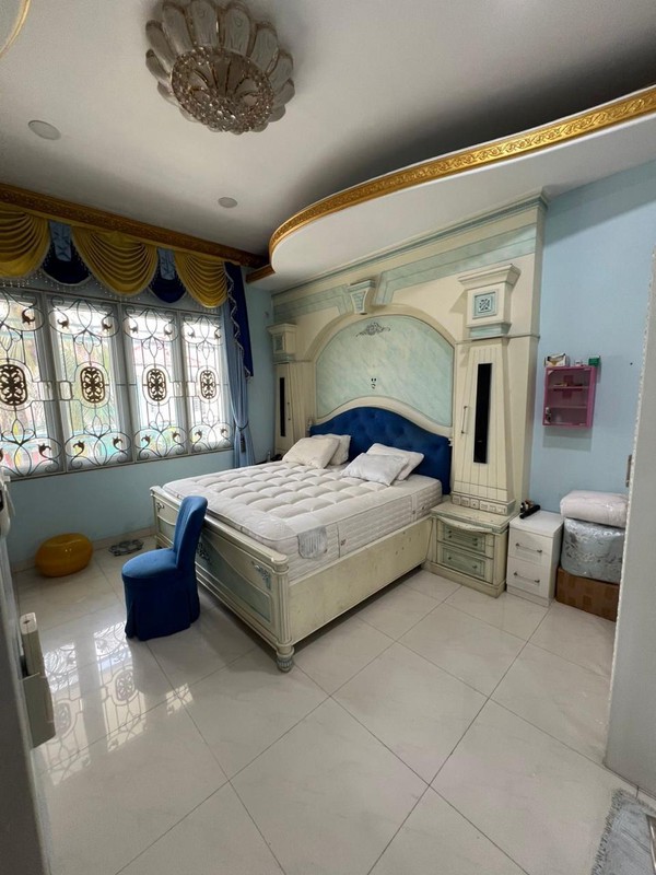 RUMAH RENOVASI 2,5 LANTAI - NYAMAN,SIAP HUNI -TAMAN PERMATA BUANA - JAKARTA BARAT