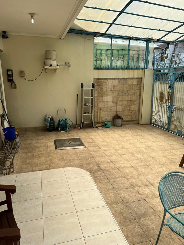 RUMAH RENOVASI 2,5 LANTAI - NYAMAN,SIAP HUNI -TAMAN PERMATA BUANA - JAKARTA BARAT