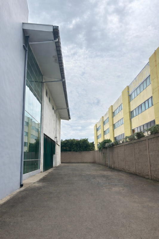 Gedung dibawah NJOP di Jl Raya Pasar Minggu Jakarta Selatan