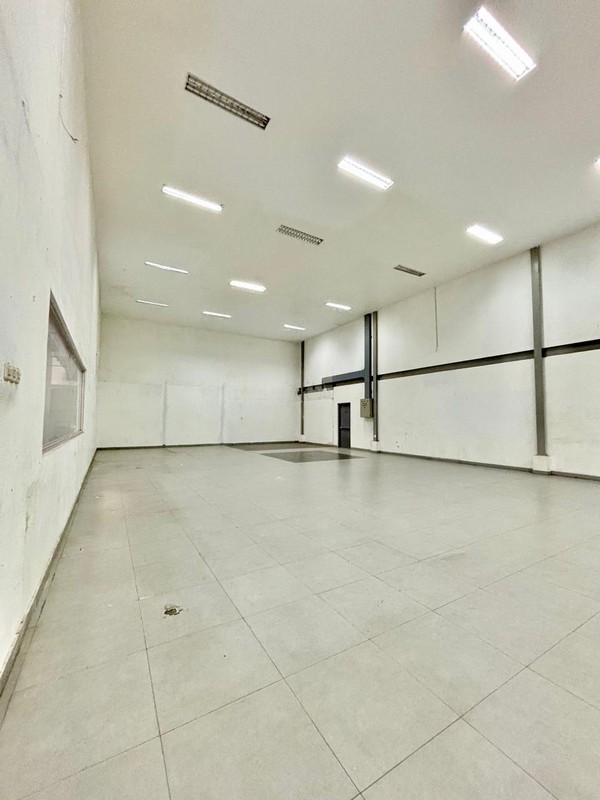 Gedung dibawah NJOP di Jl Raya Pasar Minggu Jakarta Selatan