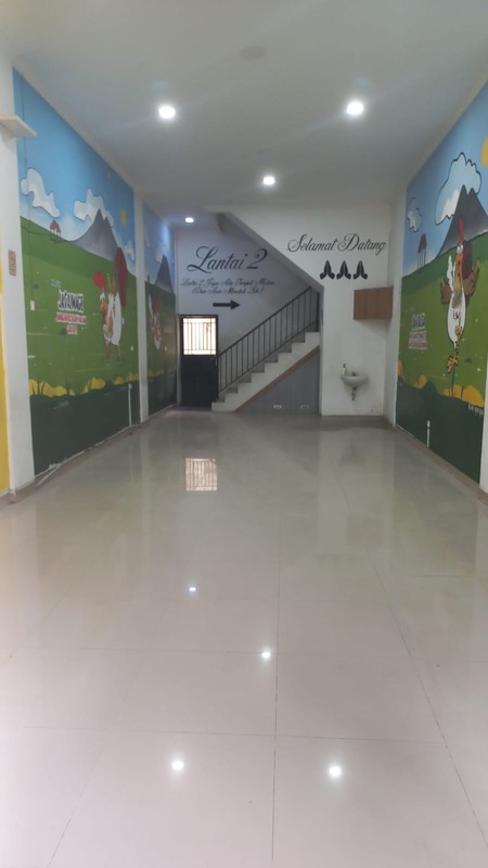 RUKO di Lokasi sangat strategis dengan traffic sangat tinggi