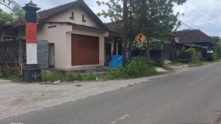 Dijual Rumah + Toko Strategis di Jl. Mrisi, Kasihan, Bantul  Cocok Untuk Usaha & Hunian