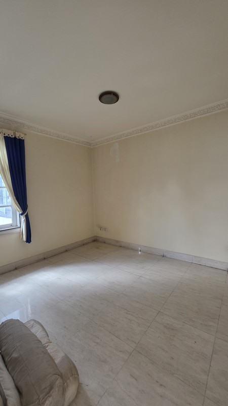 Rumah siap huni cluster exclusive di Legenda Wisata