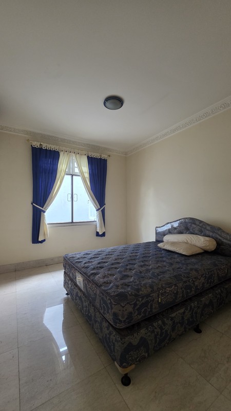 Rumah siap huni cluster exclusive di Legenda Wisata