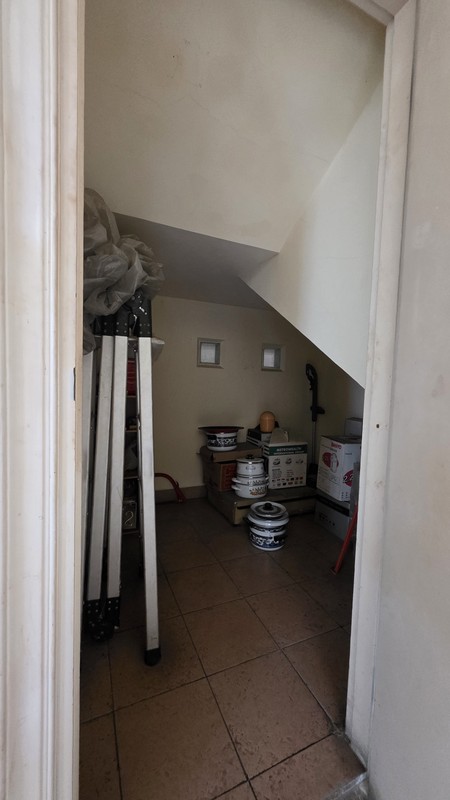 Rumah siap huni cluster exclusive di Legenda Wisata