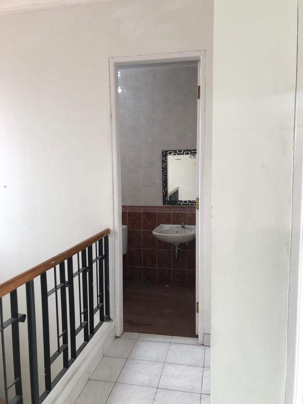 Rumah siap huni di Legenda Wisata