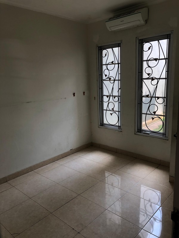 Rumah siap huni di Legenda Wisata