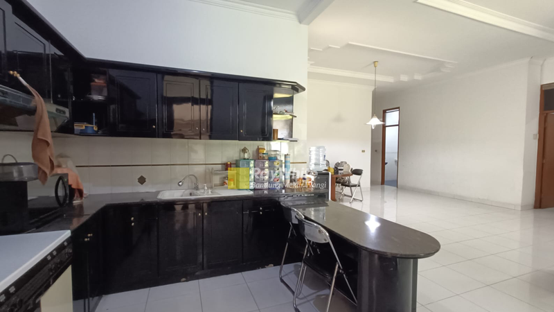 Rumah Menawan Bisa Untuk usaha 