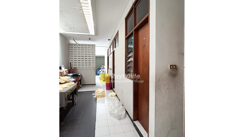 Rumah Menawan Bisa Untuk usaha 