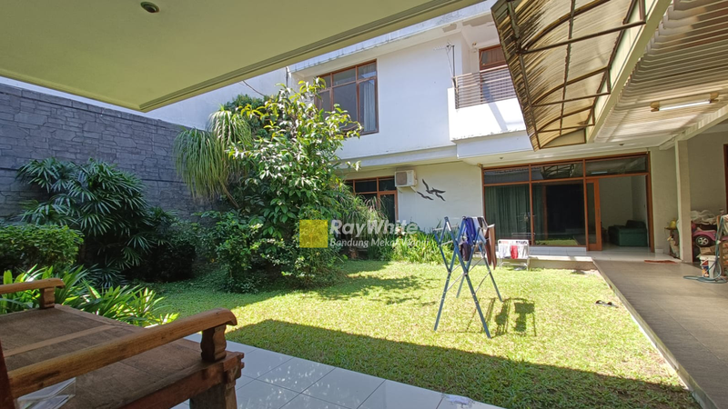 Rumah Menawan Bisa Untuk usaha 