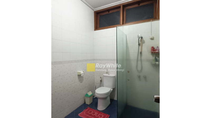 Rumah Menawan Bisa Untuk usaha 