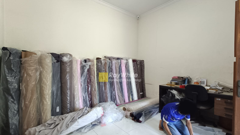 Rumah Menawan Bisa Untuk usaha 