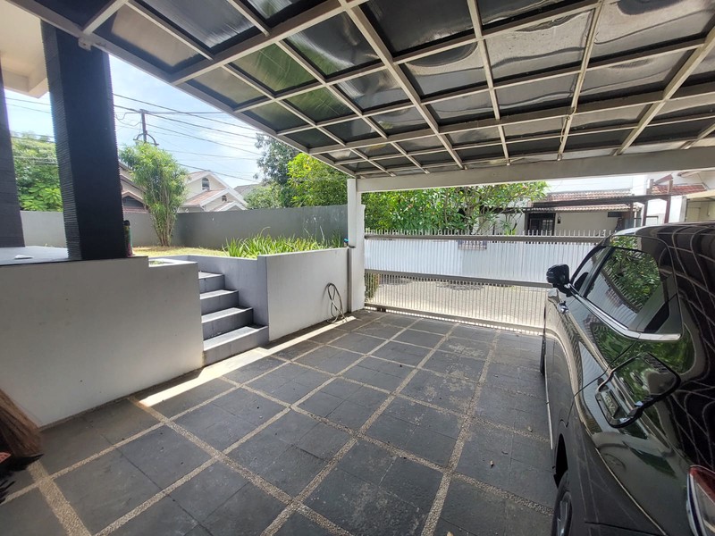 Rumah Siap Huni dengan Hunian Nyaman dan Asri @Bintaro