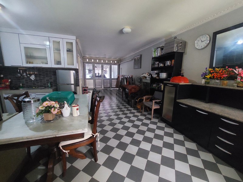 Dijual Rumah Siap Huni dengan Hunian Nyaman dan Asri @Bintaro