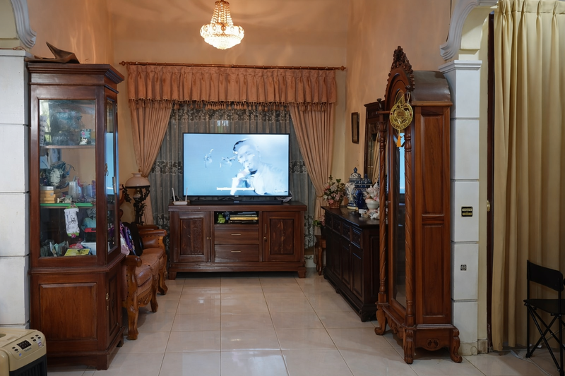 Rumah 2 lantai di Perum Bukit Indah Serua Ciputat