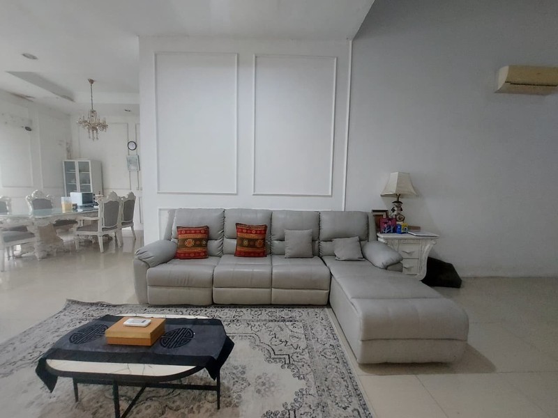 Disewakan Rumah Nyaman dan Aman di Vila Cinere Mas.