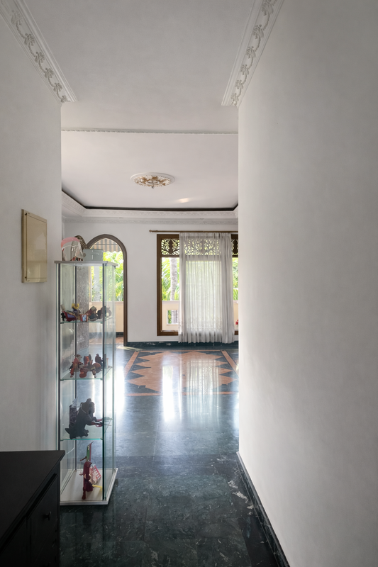 Rumah Hunian Luas & Strategis di Tanjung Barat Jakarta Selatan