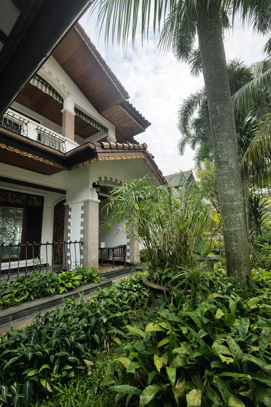 Rumah Hunian Luas & Strategis di Tanjung Barat Jakarta Selatan