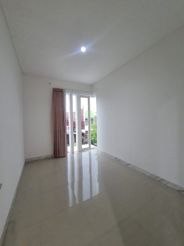 Jual Rumah 2 Lantai Taman Puspa Raya Citraland Surabaya Barat
