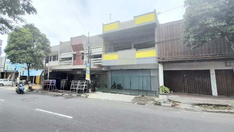 Ruko Disewakan di Jalan Magelang - Lokasi Ramai & Strategis untuk Usaha