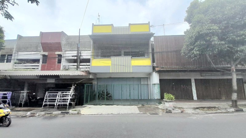 Ruko Disewakan di Jalan Magelang - Lokasi Ramai & Strategis untuk Usaha