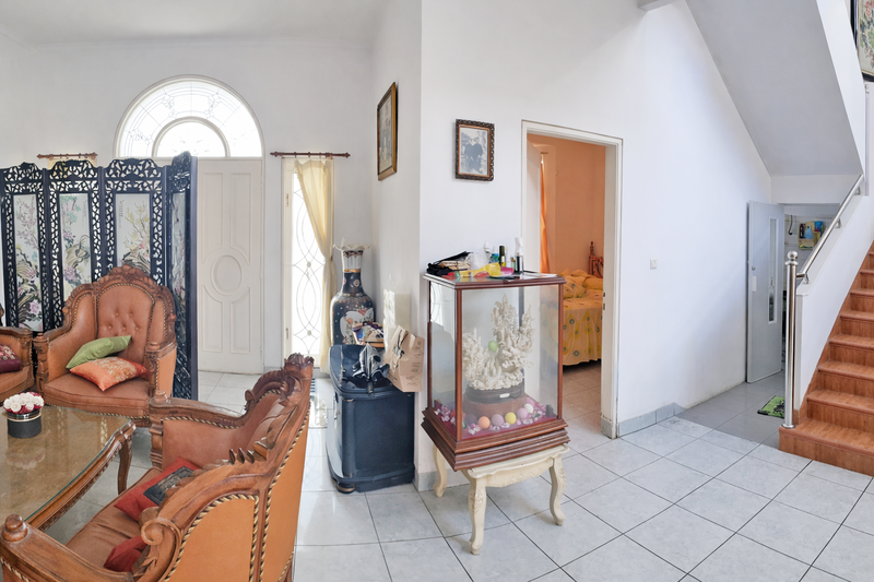 Rumah Nyaman di Sutera Intan Alam Sutera - Lingkungan Asri & Strategis