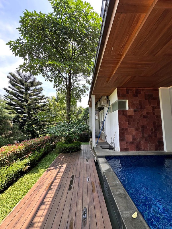 Dijual Rumah 2 Lantai+ Basement Rancamaya , Bogor