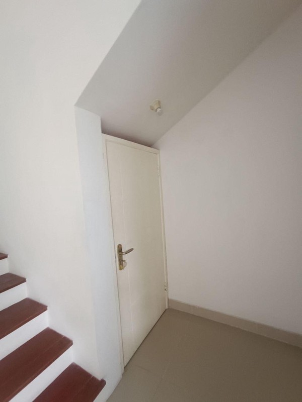 Jual Rumah Cantik 2Lantai Grand Harvest Surabaya Barat