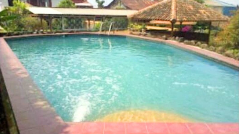 Dijual Villa 14 Kamar di Cimacan Cianjur