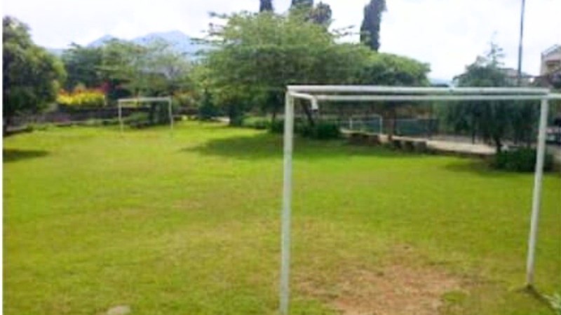 Dijual Villa 14 Kamar di Cimacan Cianjur