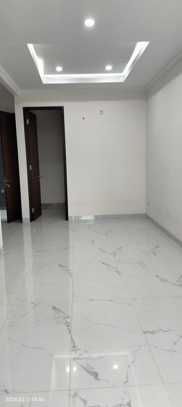 RUMAH SIAP HUNI AKSES 2 MOBIL DI GRAHA RAYA, TANGERANG SELATAN