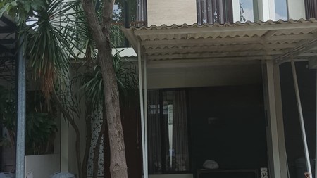 Murah Harga 800 juta Dijual Rumah Dua Lantai North West Lake citraland