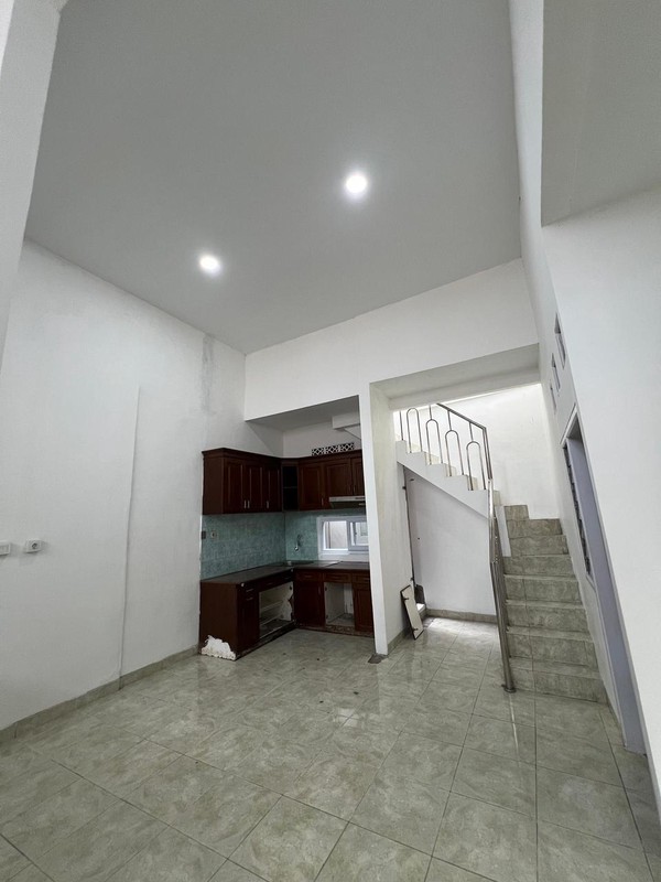 Di jual rumah baru di renovasi di Perum Beji Permai Tanah Baru Depok 